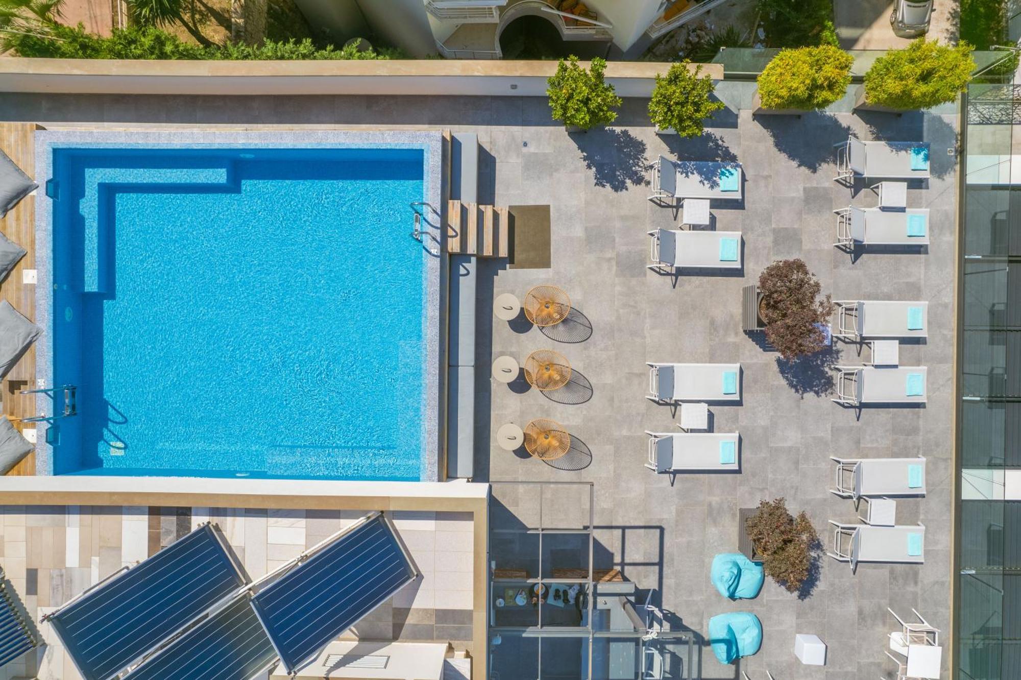 Glow Boutique Hotel & Suites Sarande Bagian luar foto