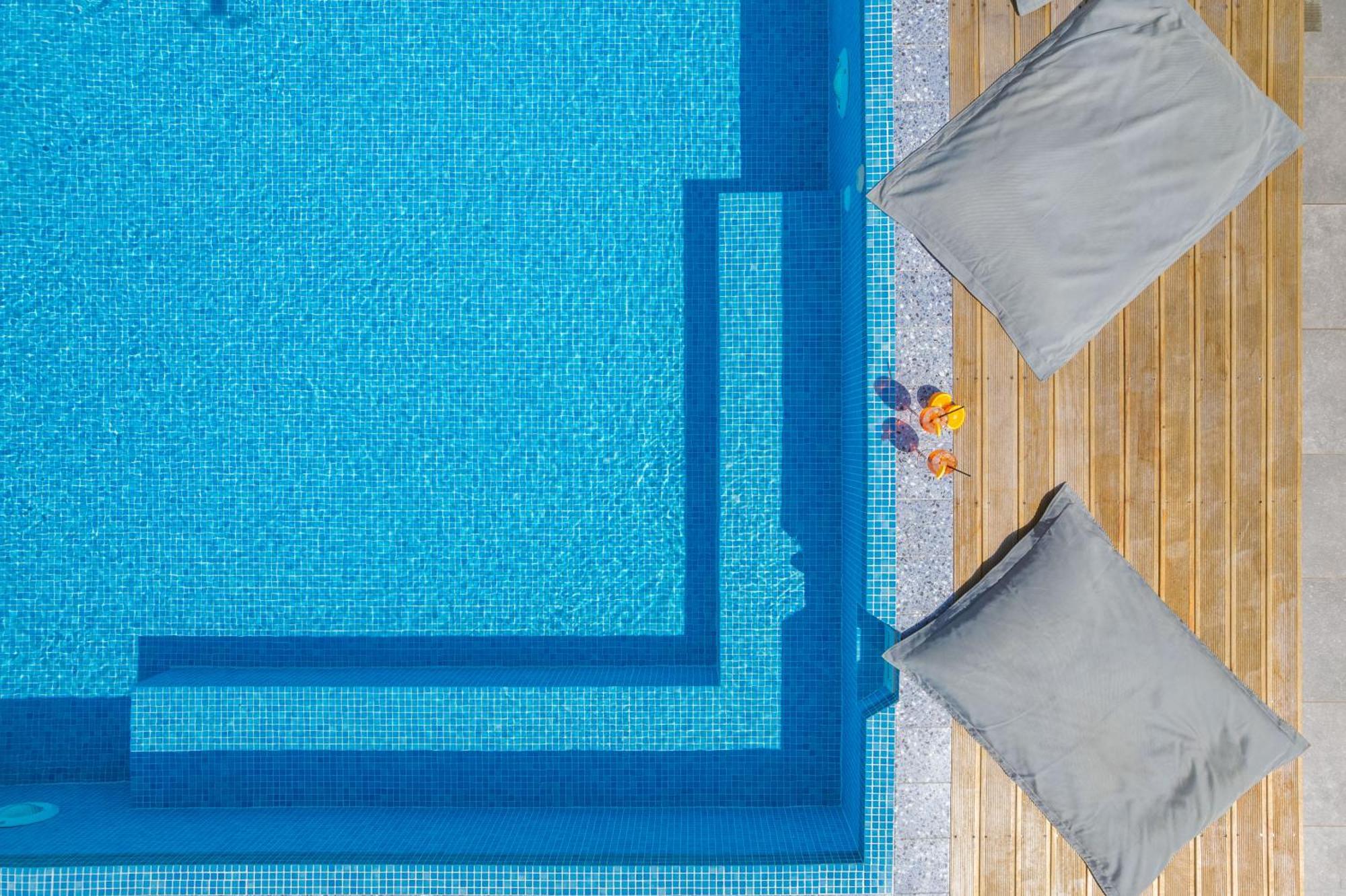 Glow Boutique Hotel & Suites Sarande Bagian luar foto
