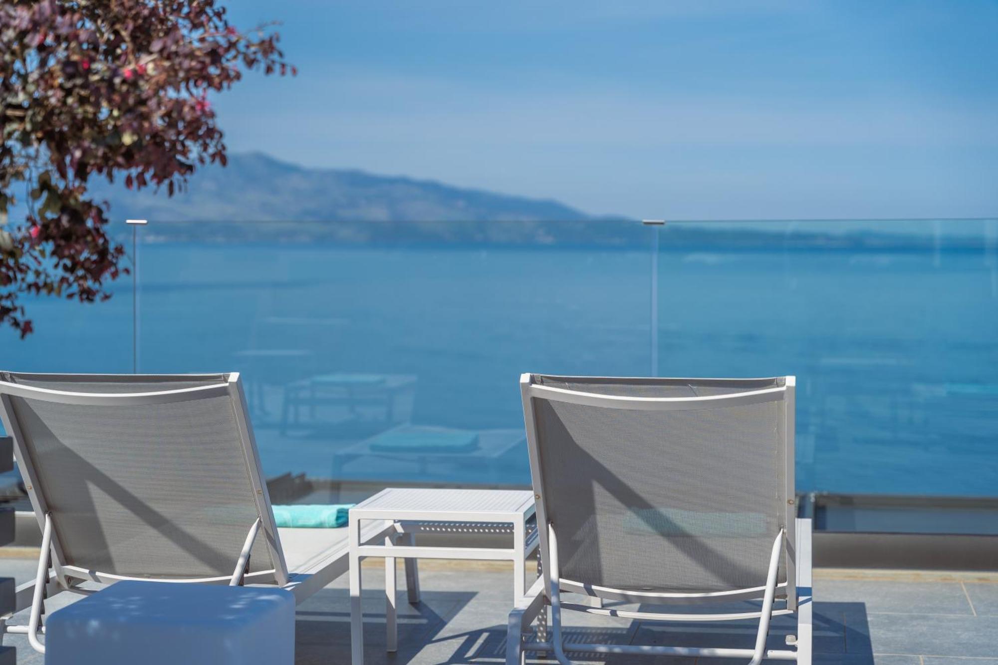 Glow Boutique Hotel & Suites Sarande Bagian luar foto