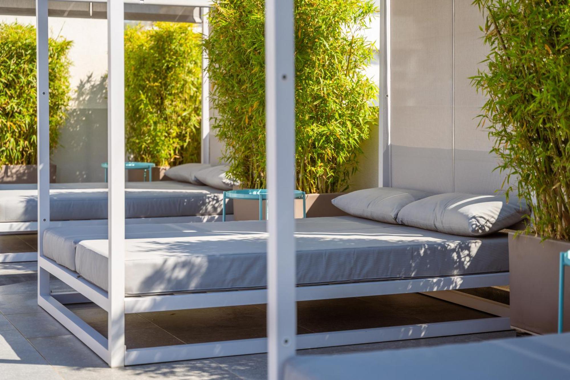 Glow Boutique Hotel & Suites Sarande Bagian luar foto