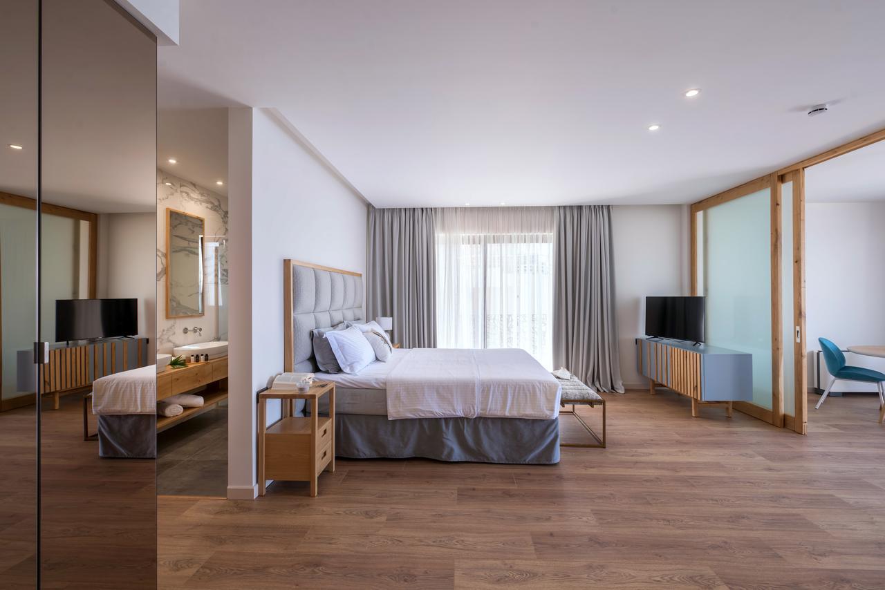 Glow Boutique Hotel & Suites Sarande Bagian luar foto