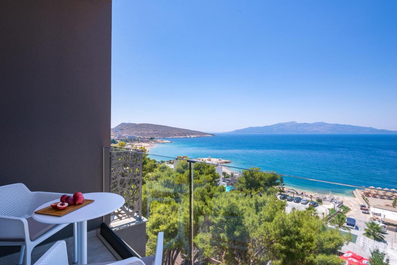 Glow Boutique Hotel & Suites Sarande Bagian luar foto